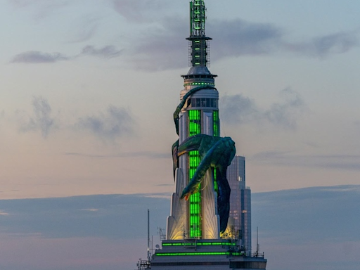 Giant Dragon Atop the Empire State Building Marks the Return of HBO's House of the Dragon | LBBOnline