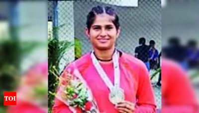 Rajasthan athletes Muskaan and Gajendra Shine at 19th National Youth Championship | Jaipur News - Times of India