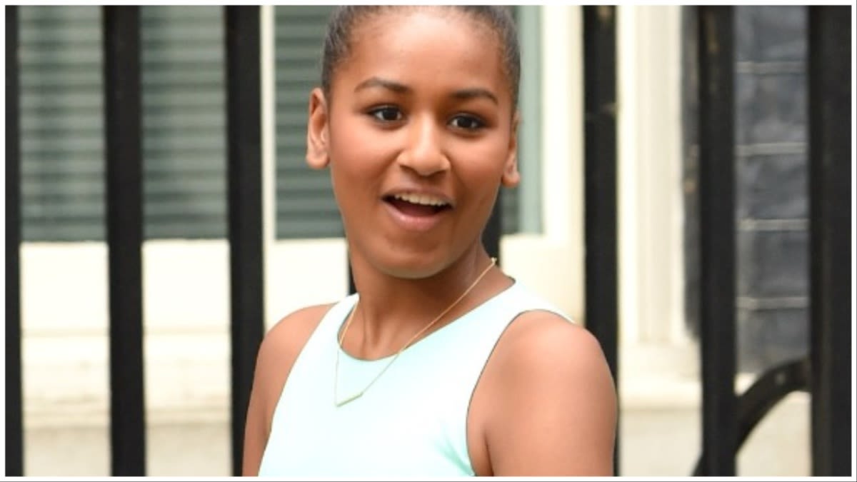 ...You Would Think She Could Afford a Fashion Coach': Sasha Obama's 'Homeless' Look Slammed By Critics as Fans Race to Defend...