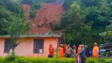 Heavy rain lashes Kerala, hits normal life in many parts