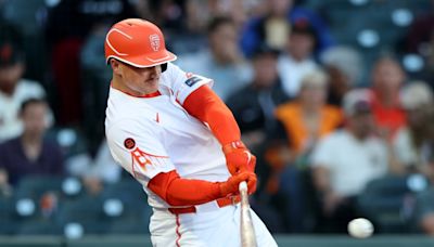 SF Giants ink Matt Chapman to 6-year extension