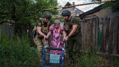 Zelenskyy appeals to West to relax targeting limits for Ukraine as glide bombs hammer front line