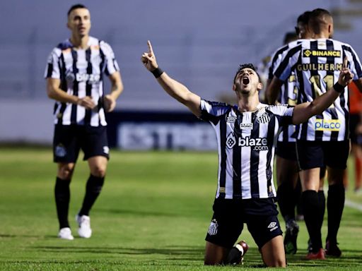 Santos vence a Ponte Preta e se consolida no G-4 da Série B - Lance!