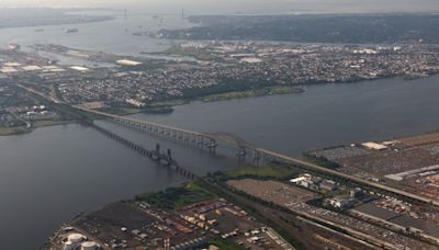 Public open house held in Jersey City to discuss Newark Bay Bridge rebuilding