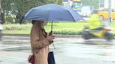 鋒面接近「防午後雷雨」！ 雨停悶熱高溫飆32°C