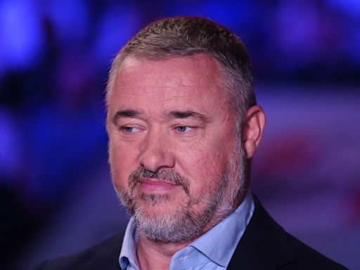 Stephen Hendry reveals fellow snooker legend has continually snubbed him