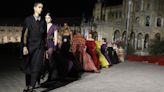 Dior, jueves de pasión y feria en la Plaza de España de Sevilla