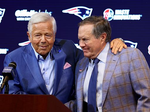 Patriots deny report that Robert Kraft warned Arthur Blank against hiring Bill Belichick