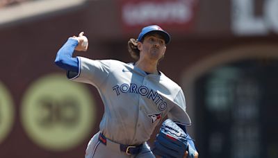 Blue Jays' Kevin Gausman continues tweaks in win, but Bo Bichette injury concern looms