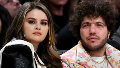 Selena Gomez rebate comentários de seguidores sobre o namorado e elogia postura de Benny Blanco diante das críticas