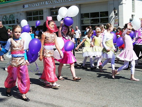 Apple Blossom Children's Parade 13