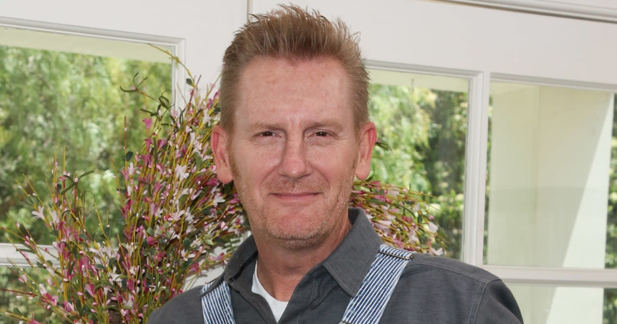 Singer Rory Feek remarries 8 years after losing wife and musical partner Joey