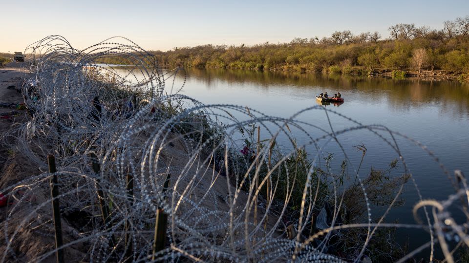 Border bill fails in Senate for second time, blocked by GOP opposition and Democratic divisions