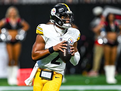 Why Mike Tomlin won't name Justin Fields the Steelers' starting quarterback