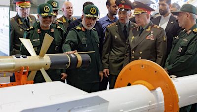 Is Iran supplying ballistic missiles to Russia for the Ukraine war?