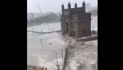 Gateway of India flooded as heavy rains lash Mumbai, shocking video goes viral: Watch