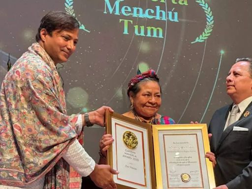 Nobel Prize winner Rigoberta Menchú Tum gets Gandhi Mandela Award