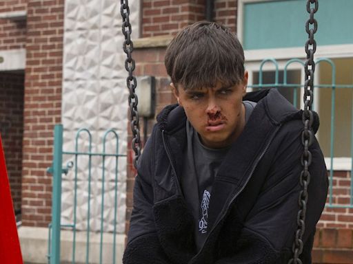 Coronation Street's Mason Radcliffe attacked in return story