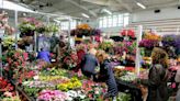 La Feria de Primavera de Biescas, un escaparate de miel y flores