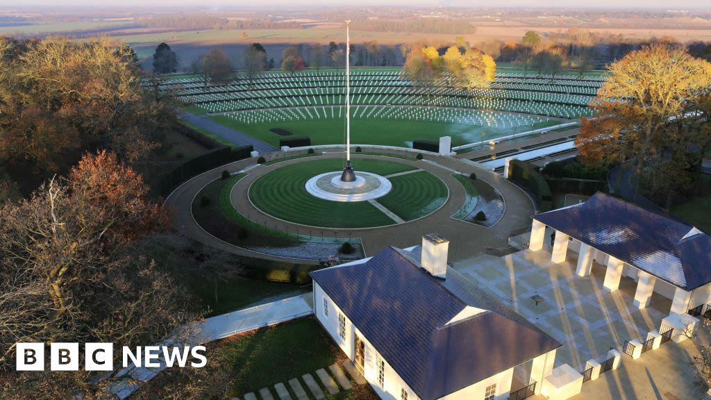 D-Day stories from Cambridge American Cemetery