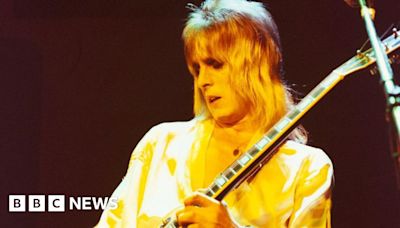 Mick Ronson: Rat statues trail to honour David Bowie's guitarist