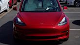 Tesla to recall 125,227 vehicles over faulty seat belt warning system | CNN Business