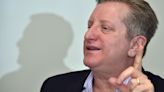 ‘Definitely hold on to your Apple position,’ says ‘Big Short’ investor Steve Eisman