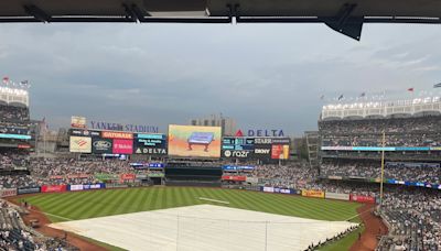 Red Sox-Yankees in rain delay Friday at Yankee Stadium