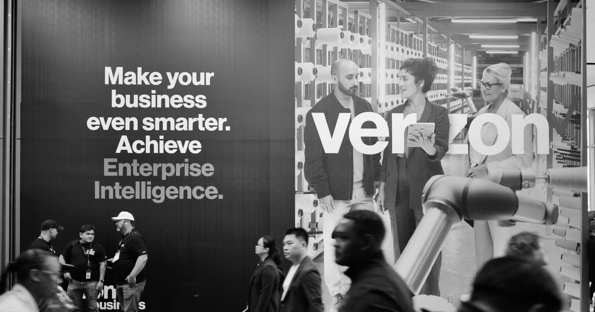 Verizon shows mobile customer gains, promises AI opportunities