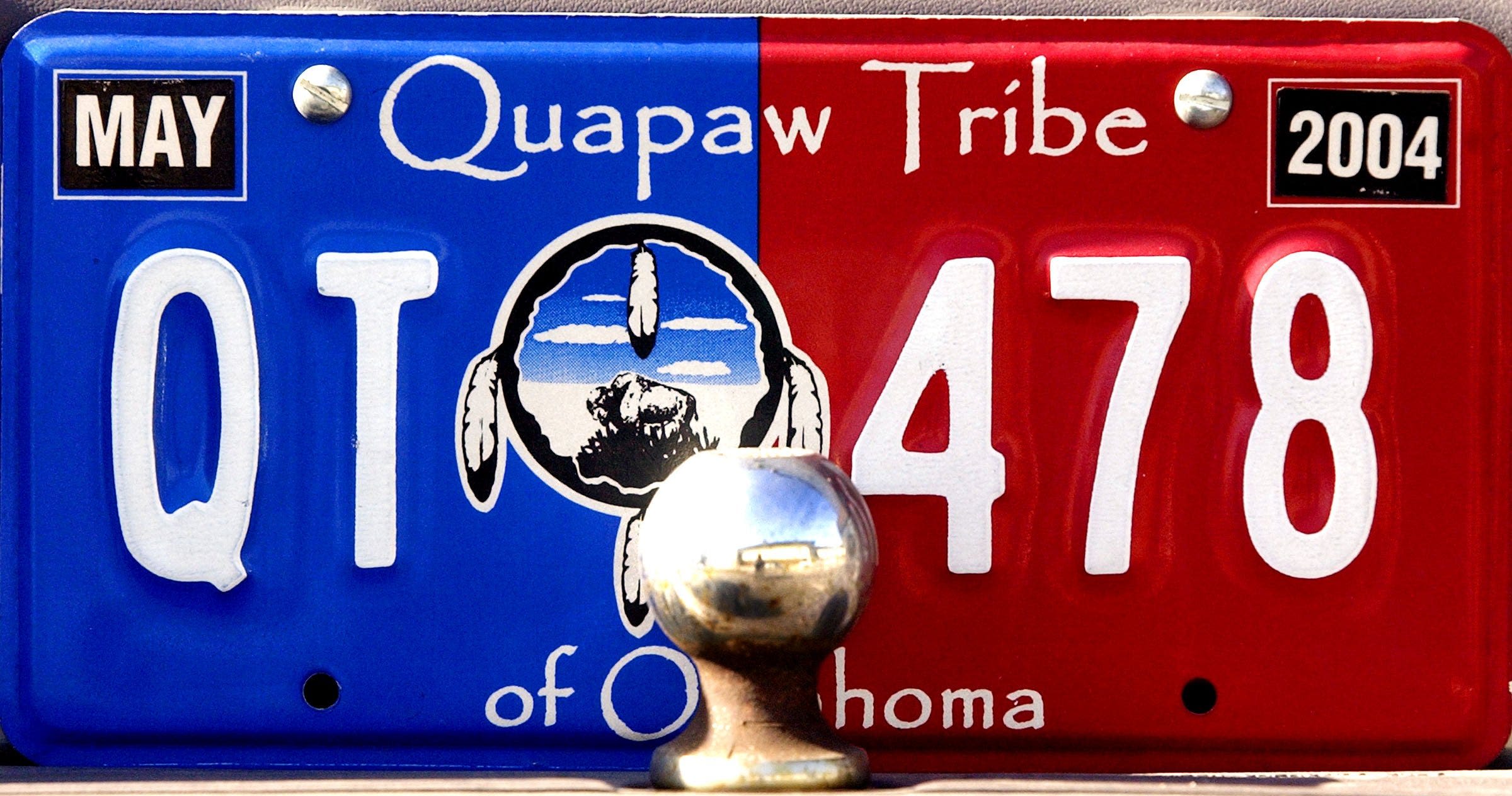 Oklahoma governor to tribal leaders: Let's make a deal on license plates