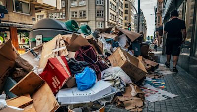 A Coruña declara la emergencia sanitaria por la basura acumulada en las calles