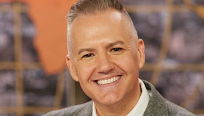 Ross Mathews says riding in the Wienermobile with Drew Barrymore was 'like taking the weirdest edible in the world'