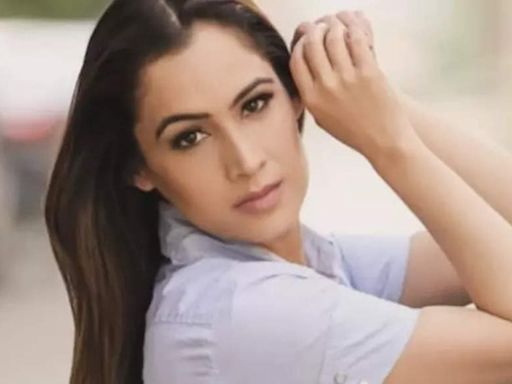 Exclusive- Kumkum Bhagya actress Mridula Oberoi talks about her upcoming series featuring Tina Dutta; says, "My audience will see me in a fresh character." - Times of India