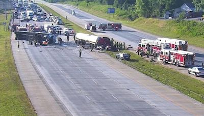 I-485 Outer remains closed for cleanup after 1 killed, 1 airlifted in NE Charlotte crash