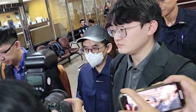 黃子佼被控持有7部未成年性影像 台北地院首次開庭審理