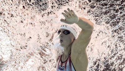 Swimming-Ledecky back in the swing after 400m freestyle setback