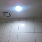 浴室天花板含LED燈1組阿拉斯加風扇1組7500元含施工