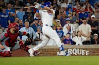 Cubs rally with 3 runs in 9th to top Cardinals 5-4