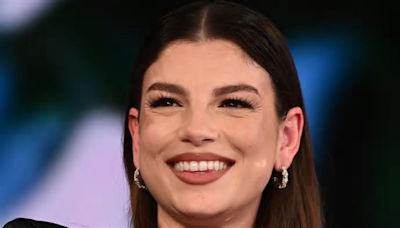 Emma Marrone e gli insulti social perché vuole avere un figlio da sola: «Mi vergogno per voi»