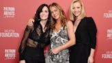 El cumpleaños de Lisa Kudrow desató emotivos mensajes de las protagonistas de “Friends”
