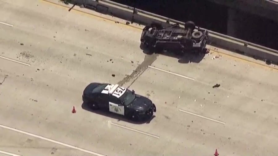 San Diego man dies after being ejected in I-5 rollover crash Monday afternoon