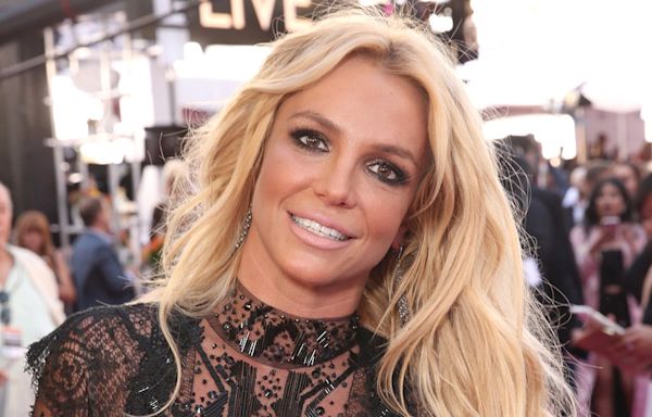 Britney Spears claims there's 'no justice' after settling legal battle with estranged dad: 'My family hurt me'