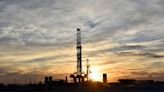 US oil output from top shale areas to fall for 3rd straight month in October, EIA says