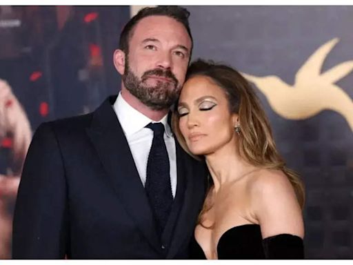 Ben Affleck and Jennifer Lopez 'FINALIZE' divorce papers; waiting for right time to make announcement | - Times of India