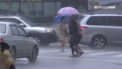 雨彈轟炸全台16縣市！新北大雷雨時間延長 新店區淹水一級警戒