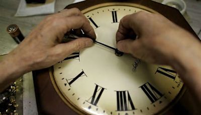 Bill to adopt permanent Daylight Saving Time heads to Oklahoma Gov. Stitt’s desk