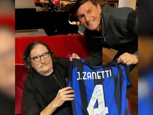 El regalo especial que recibió Charly García de parte de Javier Zanetti: “Se me cumplió un sueño, lo amo”