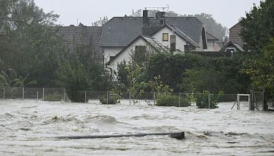 Austria Suspends Vienna-Salzburg Rail Traffic on Flooding Risk