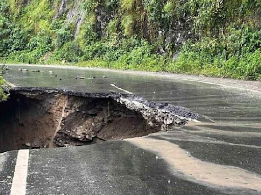 North Bengal landslides: Centre sanctions Rs 22 crore to repair hill highway
