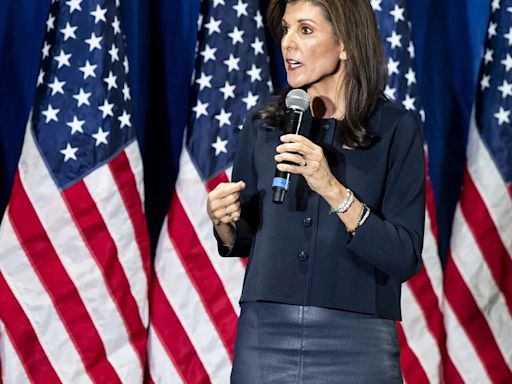 Trump afirma que quiere tener en su equipo a la excandidata republicana Nikki Haley